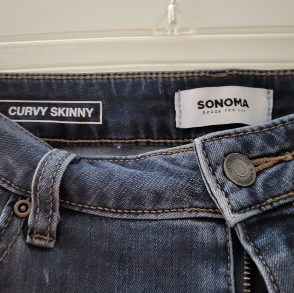 NWT Women's Sonoma (Kohls Goods for Life)  Curvy Skinny Denim Blue Jeans. - Picture 2 of 4